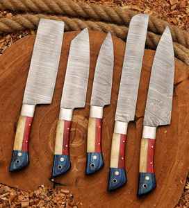 Juego de Cuchillos de Chef Ecológicos Forjados a Mano de Product Palace LLC, Juego de Cuchillos de Cocina de Acero de Damasco Hecho a Mano de 5 Piezas con Funda de Cuero Puro - Product Image 1
