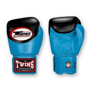 ถุงมือฝึกซ้อมคู่สีชมพูและสีดำแบบกำหนดเองได้ สำหรับคิกบ็อกซิ่ง MMA มวยไทย - Product Image 4