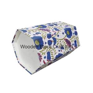 Cubo de basura decorativo para el hogar con tapa abierta, estampado floral, de cartón con tapa enrollable, para uso en interiores, en stock. - Product Image 3