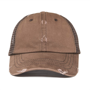 Gorra Trucker de Alta Calidad Personalizada de 6 Paneles, sin Estructura, con Malla Trasera, Marrón, Lisa, Desgastada, de Algodón/Poliéster - Product Image 4