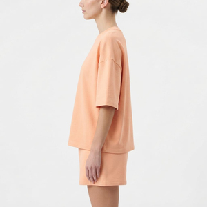 Conjunto de Dos Piezas de Alta Calidad Estilo Streetwear, Camiseta Ligera Oversize, Chaleco y Pantalones Cortos, con Logotipo Personalizado para Mujer - Product Image 3