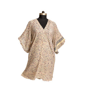 Caftán de Seda Habotai 100% Blanco Marfil Elite, Cuello en V, Manga con Volantes, Ropa de Dormir de Boutique, Vestido de Lujo Hecho a Mano, Obra Maestra para Mujer - Product Image 1