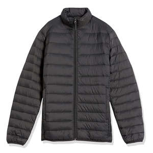 Veste matelassée à capuche pour homme, style vintage, imperméable et respirante, idéale pour l'hiver et les activités de plein air, avec logo sur le devant - Product Image 4