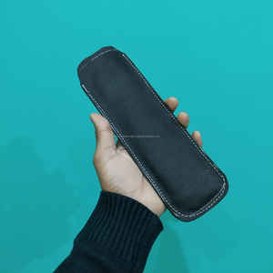 Funda de cuero artesanal negra y marrón para cuchillos de cuerno, peines y artesanías a precio mayorista - Product Image 2