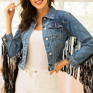 Chaqueta Vaquera Corta Personalizada de Fábrica para Mujer, Diseño Moderno, Chaqueta de Mezclilla de Doble Tela a Precio de Mayoreo - Product Image 1