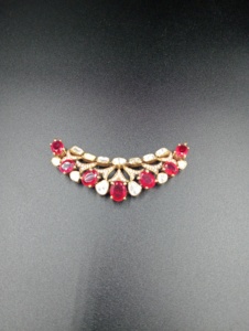 Conjunto de collar doble chapado en oro con diseño de flor clásica de Amaira Jewels para mujeres, joyería india para bodas. - Product Image 4