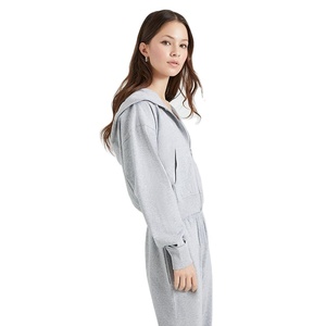 Nueva Llegada: Sudadera con Capucha para Mujer, Estilo Urbano, Gruesa, con Bolsillos Laterales Delanteros Personalizados, Corte Regular, 100% Algodón, Venta al Por Mayor - Product Image 3