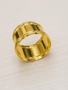 Anillo de Servilleta Moderno de Latón de 5 cm de Ancho, Diseño Circular Duradero para Decoración de Mesa de Boda - Product Image 1