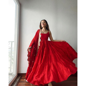BAS DE ROBE EN GEORGETTE UNIE AVEC BRODERIE DUPATTA ROUGE - Product Image 1