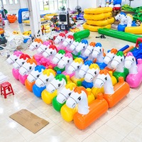 Château gonflable commercial en PVC pour jeux d'extérieur, avec jeu de saut d'obstacles en forme de cheval