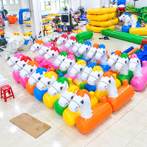 Château gonflable commercial en PVC pour jeux d'extérieur, avec jeu de saut d'obstacles en forme de cheval - Product Image 3