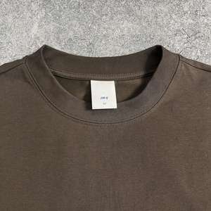 Camiseta de 220g con Logotipo Personalizado, Estilo Urbano, 100% Algodón, Hombros Caídos, Estilo Casual, Camiseta Blanca Estampada - Product Image 3