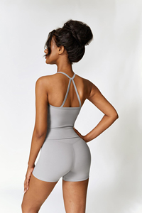 ชุดออกกำลังกายสองชิ้นสำหรับผู้หญิง ชุดกีฬาเอวสูง กางเกงขาสั้นยกกระชับสะโพก ชุดโยคะ ชุดออกกำลังกาย - Product Image 4