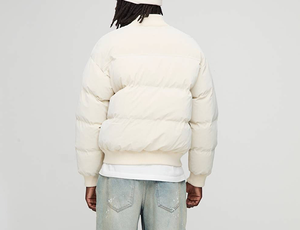 Veste matelassée décontractée en coton tricoté imperméable et écologique avec poches cargo pour homme – Doudoune blanche tendance - Product Image 2