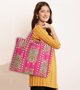 Bolso Tote de Algodón Acolchado Hecho a Mano con Estampado de Tigre y Rayas Rosas, Reversible, para Compras, Playa, para Mujer - Product Image 5