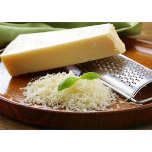 Fromage Parmigiano Authentique en Vente, Fromage Vieilli de Haute Qualité pour la Vente en Gros, la Vente au Détail et l'Industrie Alimentaire - Product Image 5