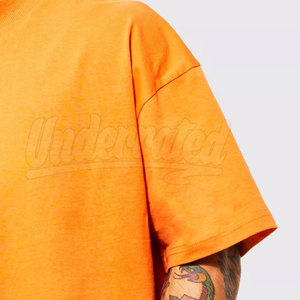 T-shirts Oversize Homme en Coton Peigné Coupe Ample Manches Courtes Style Urbain Vêtements Vierges Personnalisables Vente en Gros - Product Image 5