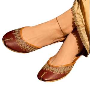 Comfortable Ethnic Footwear Fashion Women Khussa Pumps Handmade Ethnic Traditional Pakistani Flats Comfortable Ladies Shoes - Product Image 1