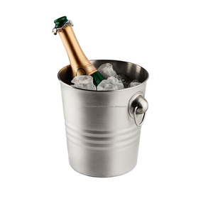 Bañera de hielo de estilo americano de tendencia superior multifuncional cerveza vino champán enfriador textura martillada forma personalizada bañera de bebidas - Product Image 6