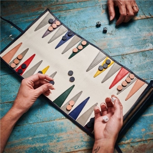 Jeu de backgammon de luxe personnalisé en cuir PU, portable, pour les voyages, avec poche zippée, style vintage - Product Image 1