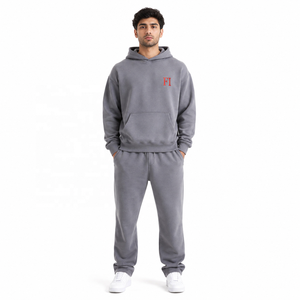 Ensemble de survêtement molletonné à capuche épais avec logo brodé, coupe classique, streetwear d'hiver, fournisseur OEM - Product Image 1