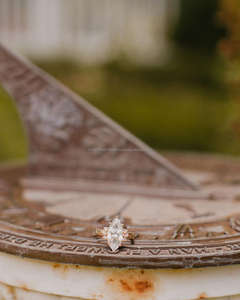 Anillo de Compromiso de Lujo con Diamante Cultivado en Laboratorio, Corte Marquesa, Oro Amarillo de 10K/14K/18K, Anillo de Boda con Diamante Marquesa para Mujer - Product Image 2