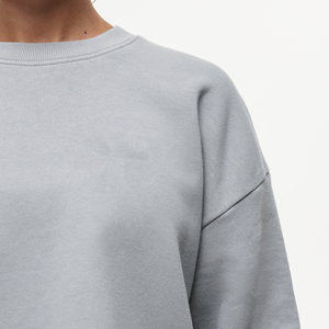 Sudadera Corta Oversize para Mujer, Cuello Redondo, Color Gris Sólido, Hombros Caídos, Felpa, Ropa Casual de Otoño - Product Image 6