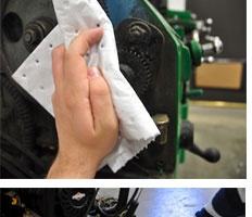 แผ่นดูดซับน้ำมัน N-FIBER P45 ความจุสูง 1.6 ลิตร สำหรับควบคุมการรั่วไหลของน้ำมันในอุตสาหกรรม  แบบกันน้ำ 100 แผ่น/กล่อง ผลิตที่ฮานอย - Product Image 6