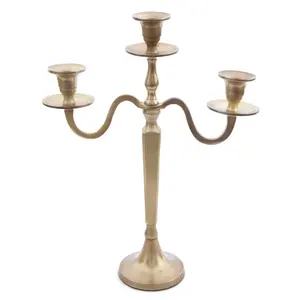 Candelabro Cónico Plateado Hecho a Mano con Superficie Pulida y Brillante para Actividades Religiosas y Salones de Banquetes, Zahid Exports - Product Image 1