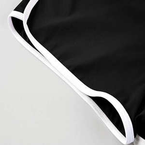 Shorts actifs respirants OEM du Pakistan, vêtements de fitness pour femmes, leggings de yoga, shorts taille haute sans coutures pour femmes. - Product Image 4