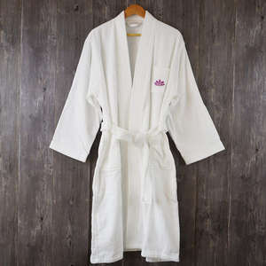 Peignoir de luxe en velours 100 % coton brodé, personnalisé pour hommes et femmes, vente en gros Nesta Sports pour hôtels - Product Image 4