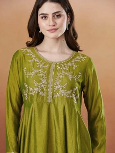 Hot Sale <b>Women</b> Green Embroidered Anarkali <b>Kurta</b> Pant Set Designer Ethnic Wear With Elegant Dupatta <b>For</b> Festive Wedding Party - Product Image 3