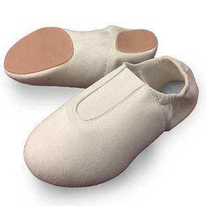 Chaussures de danse classique sur mesure pour femmes, hommes et enfants, légères, en toile souple avec semelle en cuir, fabriquées par une usine OEM. - Product Image 3