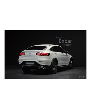 Mercedes-Benz GLC220 d 4MATIC Coupé 2023, 22,914 km, Diésel, Transmisión Automática, Volante a la Izquierda, Cámara Trasera - Product Image 2