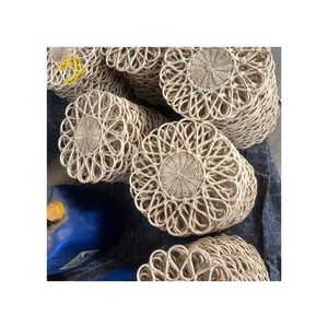 Juego de manteles individuales de ratán de colores variados para Navidad y decoración de mesa, ¡gran oferta! Juego de vajilla navideña 2026, plato base para exportación. - Product Image 1