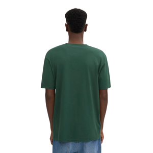 เสื้อยืดคอกลมแขนสั้นทรงตรงสำหรับผู้ชาย ผ้าเจอร์ซีย์เรียบ คุณภาพดี รับผลิตตามแบบ OEM ขายส่งจากโรงงานผู้ผลิตเสื้อผ้า ส่งออก - Product Image 5