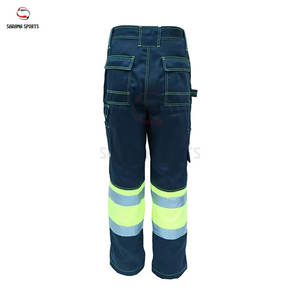 Ropa de Trabajo Industrial Reflectante Impermeable de Alta Calidad y Precio Económico, Overol Cómodo con Traje de Trabajo Antiestático - Product Image 4