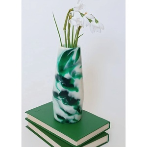 Vase à fleurs de table en résine personnalisable moderne, artisanat écologique, imperméable, de haute qualité, design Art Déco, décoration d'intérieur - Product Image 5
