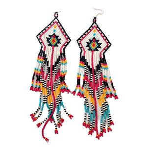 Pendientes Aztecas Bordados a Mano de Alta Calidad de 15 cm para Mujer - Proveedor Mundial para Pedidos al por Mayor al Mejor Precio - Product Image 1
