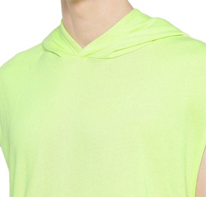 Sweat-shirt unisexe en coton brodé vert néon d'hiver avec manches longues et fermeture éclair latérale - Product Image 4