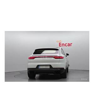 Porsche Cayenne 3.0 Coupé 2024, 42 967 km, Boîte Automatique, Sièges en Cuir, Volant à Gauche avec Caméra Arrière - Product Image 4