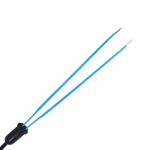 Forceps bipolaires Cushing à usage unique, électriques, certifiés CE Classe I avec câble - Product Image 2