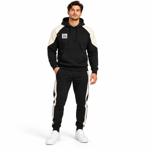 Chándal Deportivo Personalizado para Hombre, Material de Poliéster Transpirable, Construcción Ligera, Ajuste Cómodo - Product Image 1