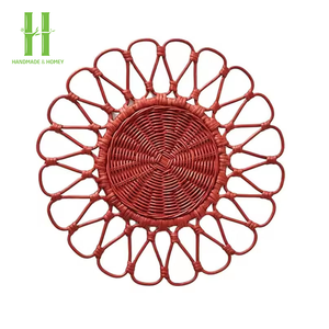 Platos de Bambú Rojos Ecológicos Tejidos a Mano Estilo Bohemio para Bodas, Salvamanteles Festoneados de Vietnam - ¡Tendencia Caliente! - Product Image 1