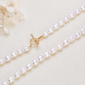 Collier ras du cou minimaliste européen américain, rétro français, romantique, perle d'eau douce, boucle OT, collier court, plaqué or cuivre - Product Image 3