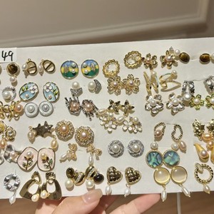 ต่างหูห้อยระย้าสไตล์ใหม่ ดีไซน์รูปหัวใจสามมิติ พร้อมตัวล็อคแบบเข็มเงินอเนกประสงค์ - Product Image 4