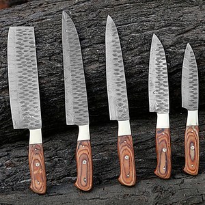Ensemble de couteaux de cuisine en acier Damas fait main avec manche en bois, comprenant un hachoir et des couteaux de chef - Vente en gros, approvisionnement en vrac, pour la cuisine professionnelle - Product Image 3