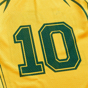 Camiseta de Fútbol Americano Ligera con Diseño de Paneles Dinámicos y Cuello en V de Malla de Alto Rendimiento 2026, con Número Impreso, Unisex, Ropa al por Mayor OEM - Product Image 4