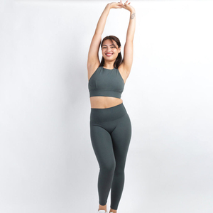 Ensemble de vêtements de sport pour femmes : soutien-gorge de sport haute performance et pantalon de yoga taille haute, sans couture - Product Image 3