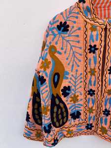 Veste courte Suzani TNT pour femme, brodée, manteau d'hiver, style festival ouzbek, vêtement d'extérieur, cadeau pour elle - Product Image 2